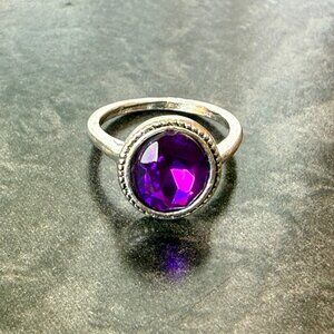 Purple Round Faux Gem Ring Size 5.25 Silver Tone Fashion Jewelry